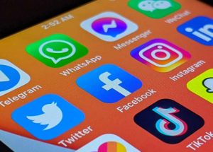 panne mondiale facebook instagram messenger whatsapp
